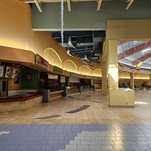 Backrooms sighting at GQT Pittsburgh Mills Cinemas